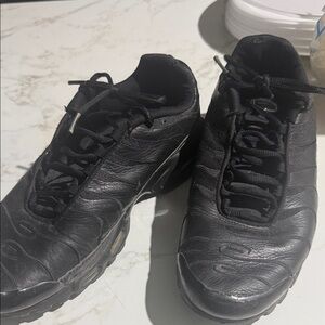 Nike Black Leather Sneakers